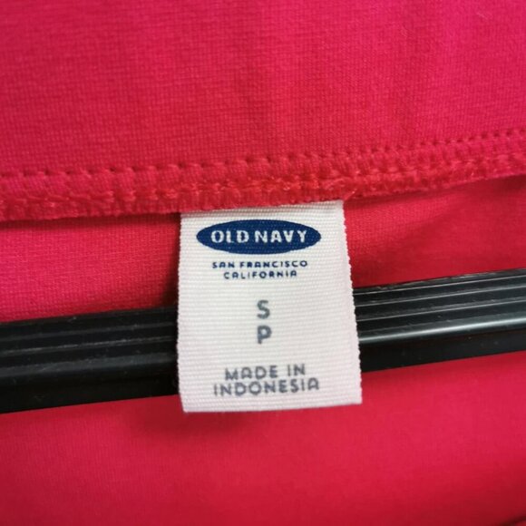 Old Navy Rose Red Mini Skater Skirt - Picture 3 of 8